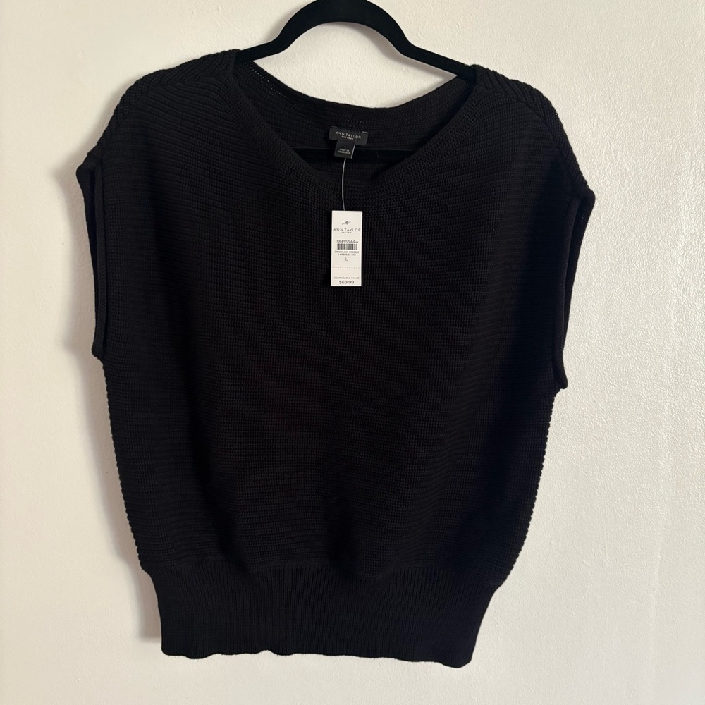 NEW Ann Taylor Factory Scoop Neck Short Sleeve Knit Sweater Top Black Large